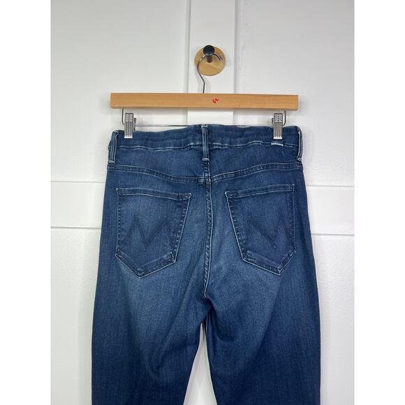 NEW Mother High Waisted Looker Ankle Fray Dark Wash in Tounge in Chic - Picture 5 of 9